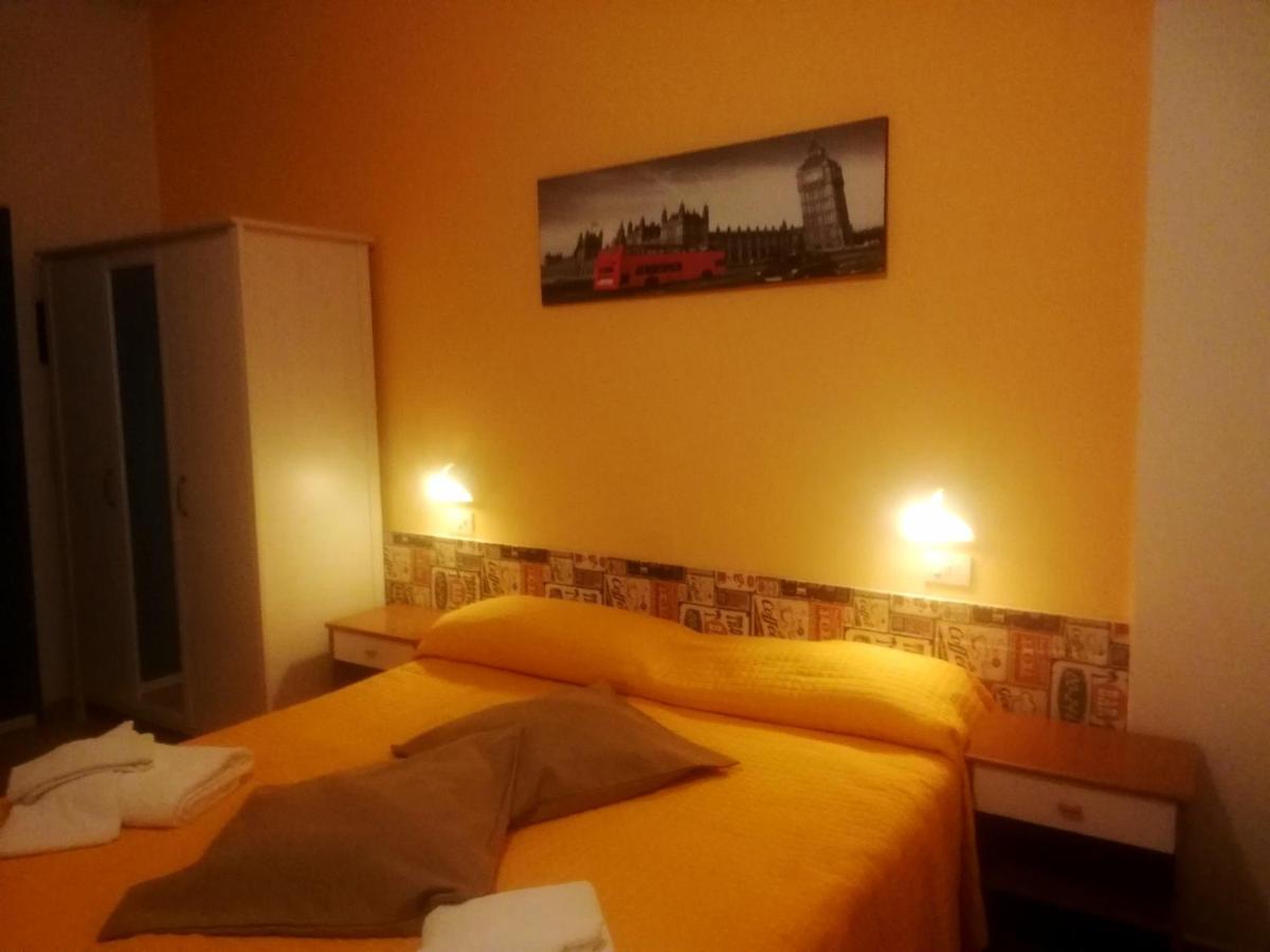 Hotel Galles Rimini Exteriör bild